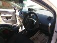  Toyota ist 2003 , 300000 ,  