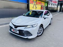 Седан Toyota Camry 2020 года, 3450000 рублей, Омск