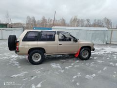 SUV или внедорожник Nissan Terrano 1992 года, 420000 рублей, Бердск