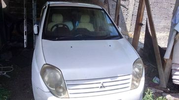    Mitsubishi Mirage Dingo 2000 , 100000 , 