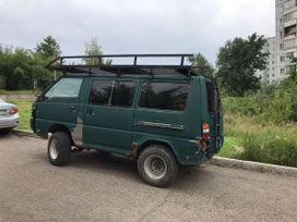    Mitsubishi Delica 1990 , 180000 , 