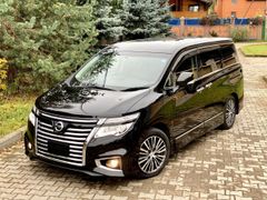 Минивэн или однообъемник Nissan Elgrand 2017 года, 3100000 рублей, Краснознаменск