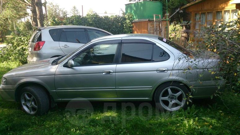  Nissan Sunny 2002 , 210000 , 