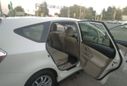    Toyota Prius v 2013 , 1000000 , 