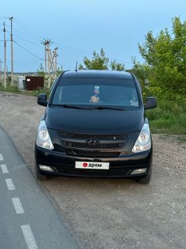    Hyundai H1 2011 , 1450000 , 