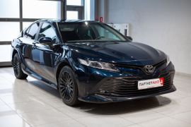 Седан Toyota Camry 2020 года, 3100000 рублей, Тюмень