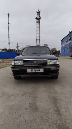 Седан Toyota Crown 1993 года, 860000 рублей, Белогорск