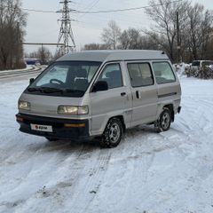 Минивэн или однообъемник Toyota Lite Ace 1990 года, 200000 рублей, Комсомольск-на-Амуре