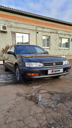 Седан Toyota Corona 1994 года, 250000 рублей, Омск