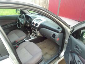  Nissan Almera 2004 , 200000 , 