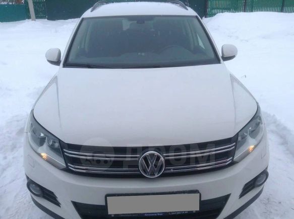 SUV   Volkswagen Tiguan 2013 , 890000 , 