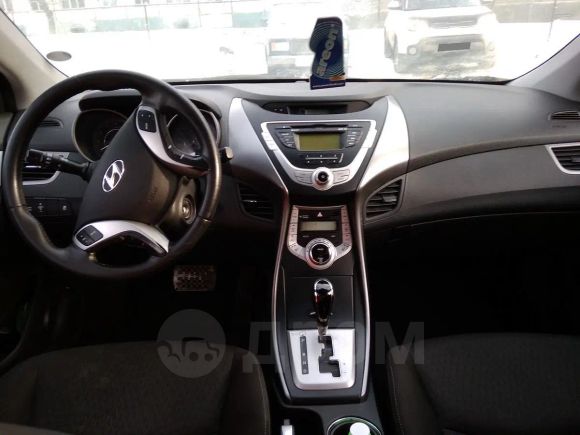  Hyundai Avante 2011 , 582000 , 