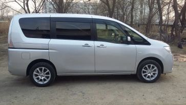    Nissan Serena 2012 , 750000 , 