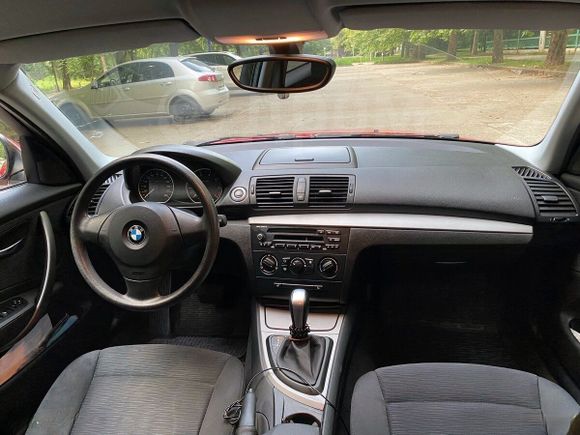  BMW 1-Series 2011 , 620000 , 