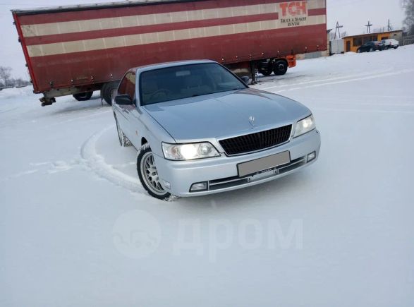  Nissan Laurel 2001 , 245000 , 