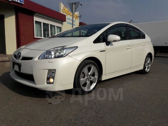  Toyota Prius 2011 , 745000 , 