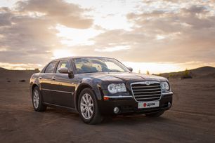  Chrysler 300C 2006 , 750000 , 