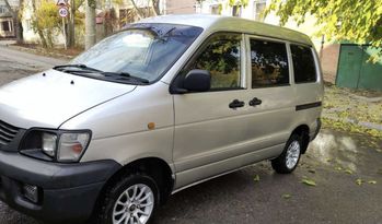    Toyota Town Ace 2000 , 420000 , --