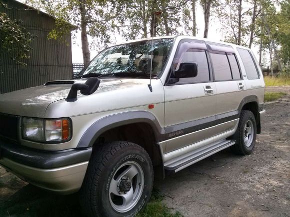 SUV   Isuzu Bighorn 1994 , 380000 , 