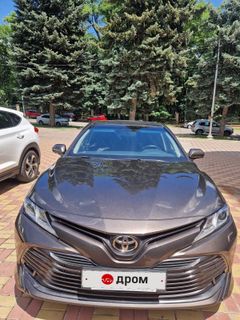 Седан Toyota Camry 2018 года, 3000000 рублей, Екатеринбург
