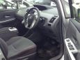  Toyota Prius Alpha 2012 , 828000 , 