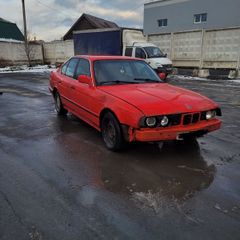 Седан BMW 5-Series 1990 года, 135000 рублей, Екатеринбург
