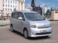    Toyota Voxy 2008 , 950000 , -