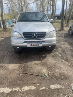 SUV или внедорожник Mercedes-Benz M-Class 2000 года, 600000 рублей, Березники
