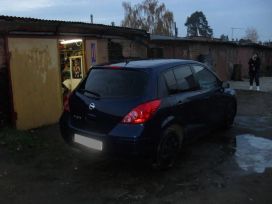  Nissan Versa 2006 , 275000 , 