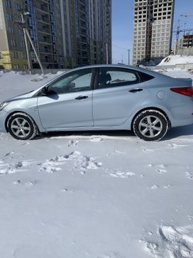  Hyundai Solaris 2013 , 840000 , 