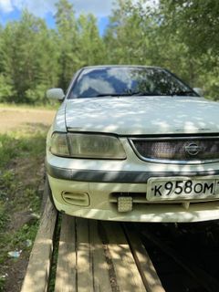 Седан Nissan Sunny 2000 года, 100000 рублей, Кодинск