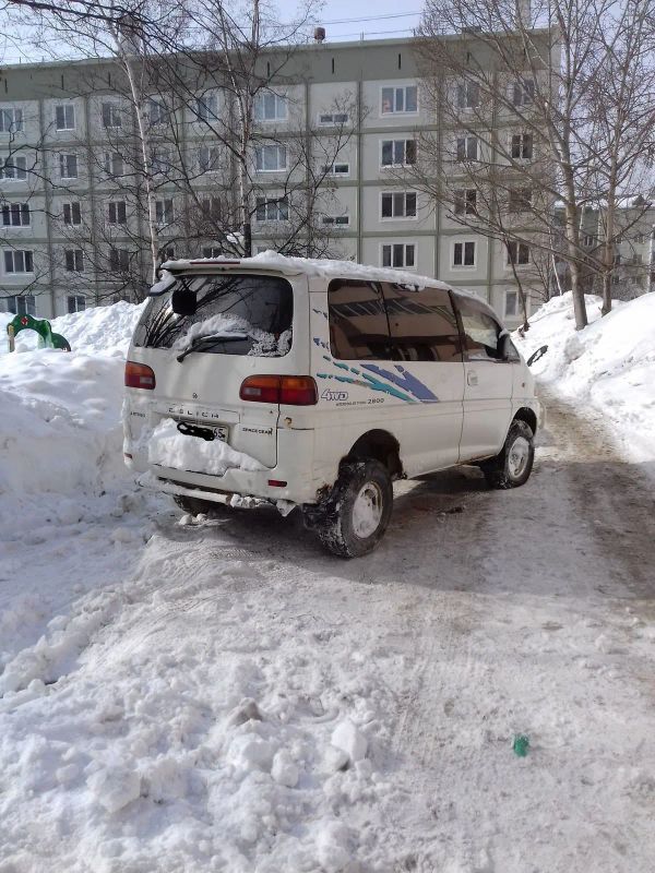    Mitsubishi Delica 1995 , 290000 , -