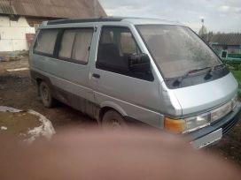    Nissan Largo 1989 , 50000 , 