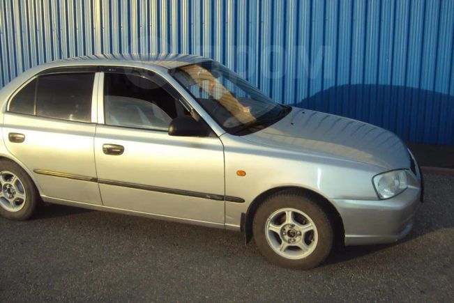  Hyundai Accent 2004 , 200000 , 