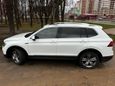 SUV   Volkswagen Tiguan 2018 , 2400000 , 