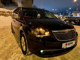    Chrysler Town and Country 2011 , 1690000 , 