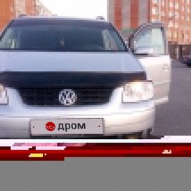    Volkswagen Touran 2003 , 450000 , 