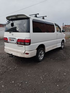 Минивэн или однообъемник Toyota Touring Hiace 2000 года, 895000 рублей, Омск