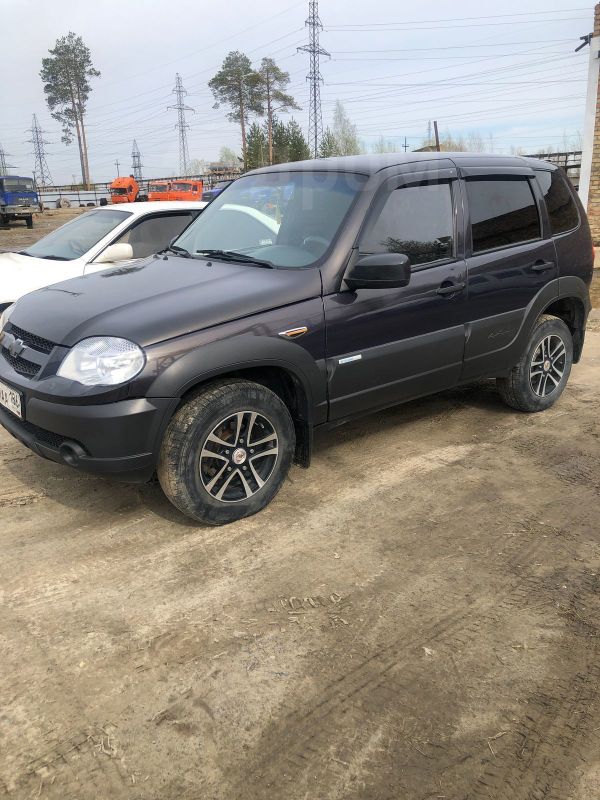 SUV   Chevrolet Niva 2013 , 275000 , 