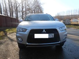 SUV   Mitsubishi Outlander 2011 , 855000 , 