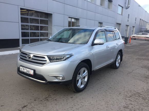 SUV   Toyota Highlander 2011 , 1400000 , 