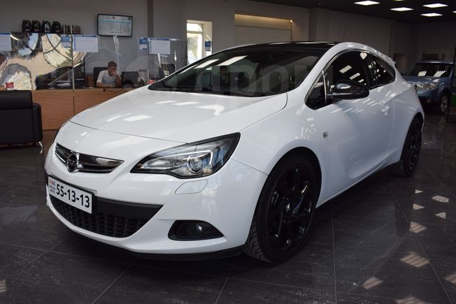  3  Opel Astra GTC 2013 , 599000 , 