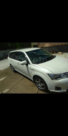  Toyota Corolla Fielder 2013 , 600000 , 