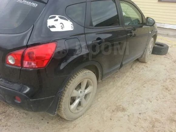 SUV   Nissan Qashqai 2008 , 700000 , -