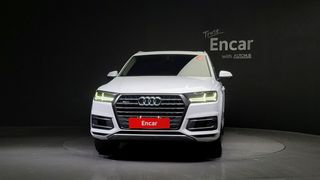 SUV или внедорожник Audi Q7 2020 года, 4105000 рублей, Магадан