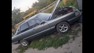 Седан Audi 100 1986 года, 70000 рублей, Курск