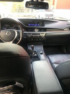 Седан Lexus ES300h 2014 года, 2790000 рублей, Красноярск