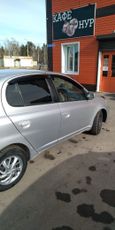  Toyota Platz 2002 , 235000 , 