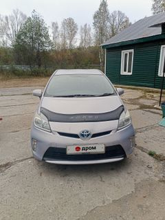 Лифтбек Toyota Prius 2015 года, 1420000 рублей, Облучье