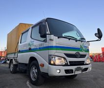 Бортовой тентованный грузовик Toyota Dyna 2017 года, 2750000 рублей, Владивосток